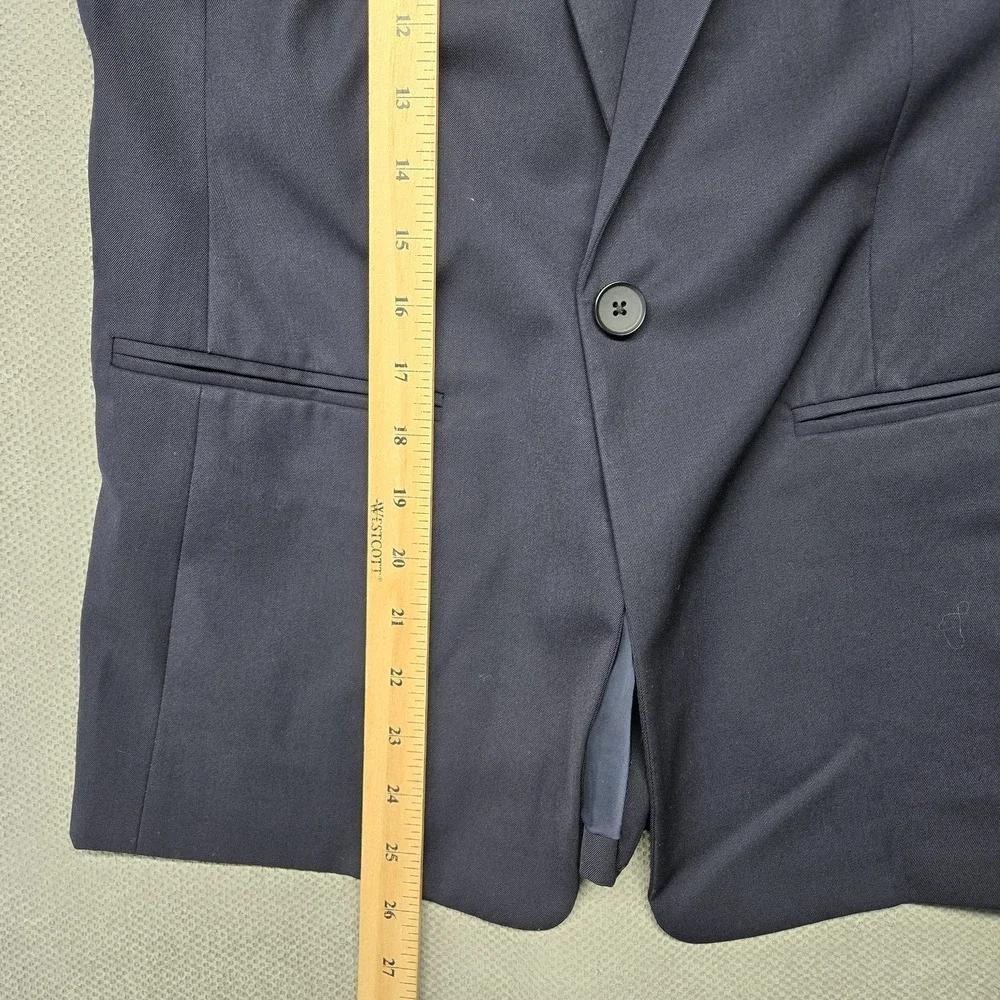 Everlane brand item