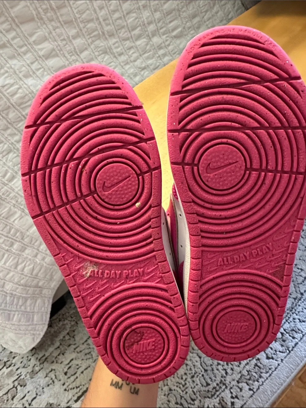Nike strap has 12