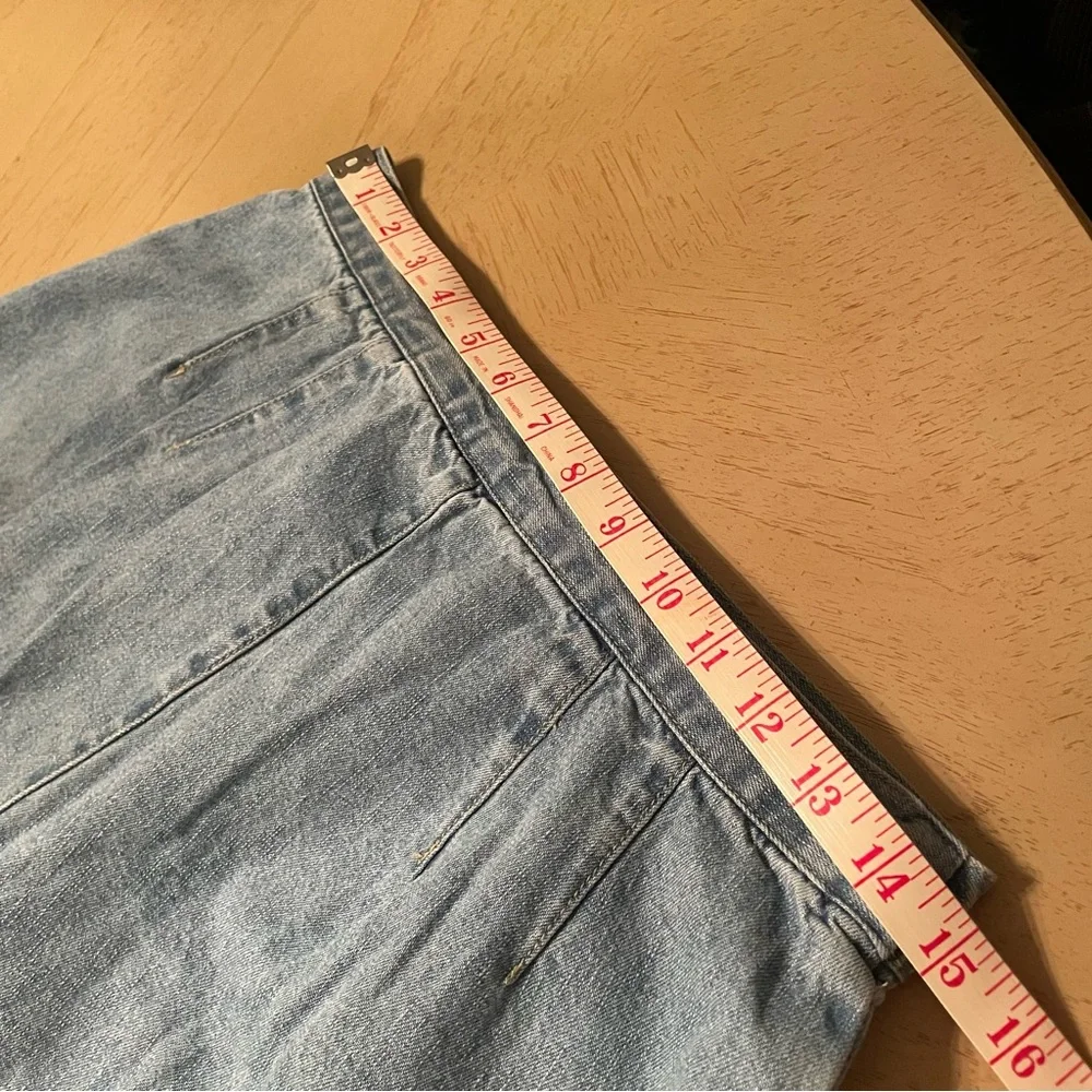 bill blass note blass elevate