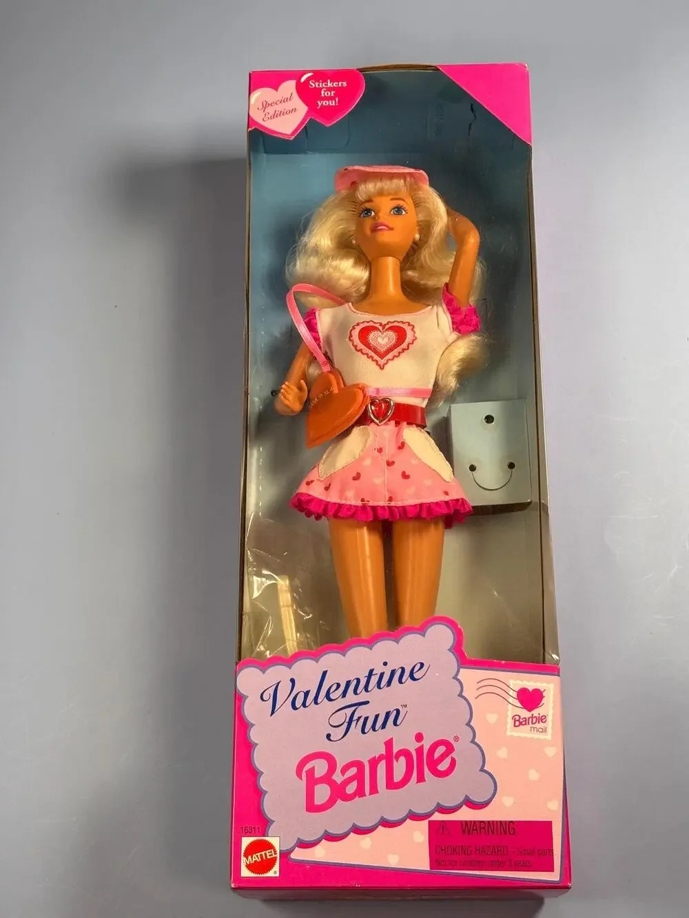 1996 Valentine Fun Barbie Vintage Pink Box Mattel Special Edition# 16311 New