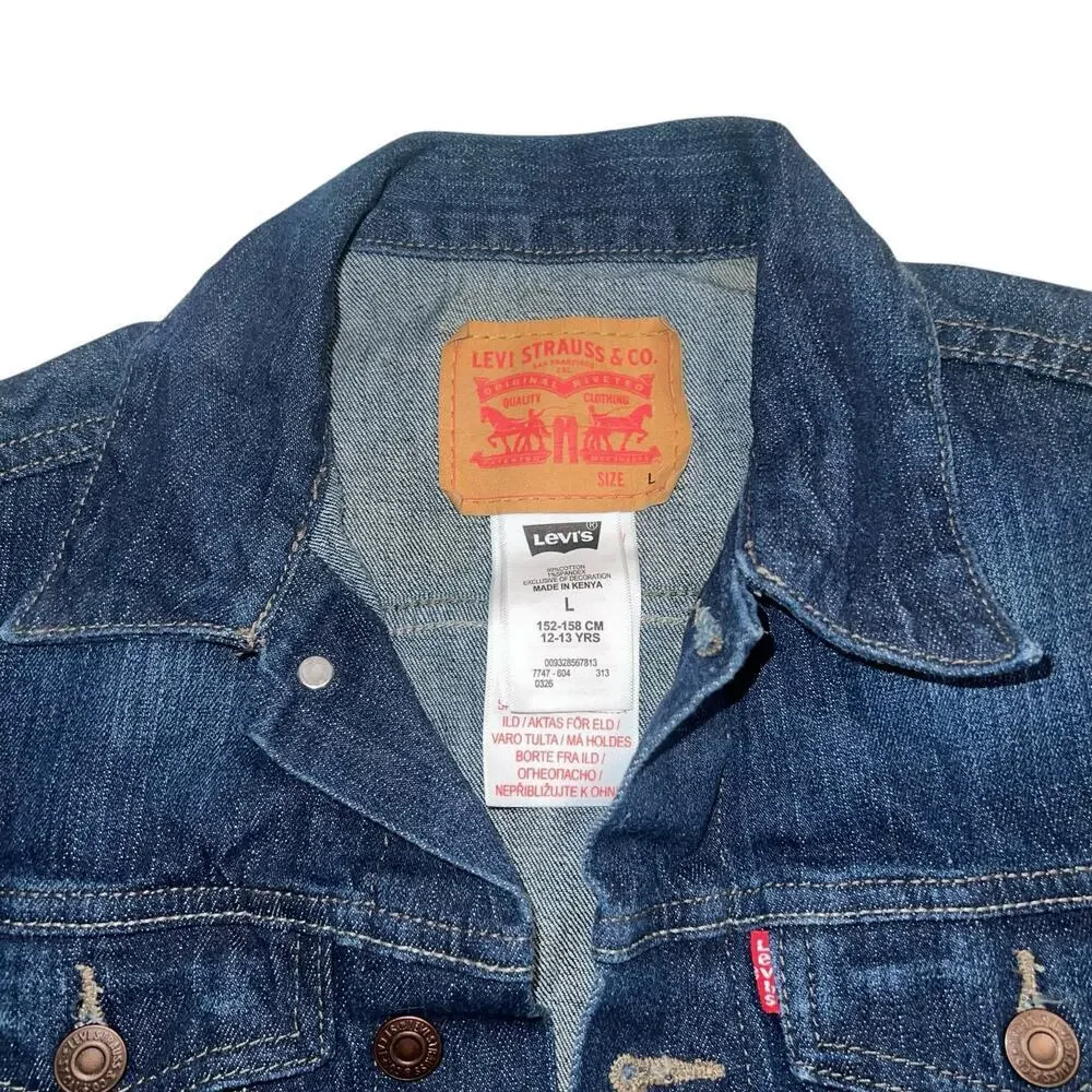 LEVI'S Women's Large Denim Blue Classic Dark Wash Trucker Style Jacket
