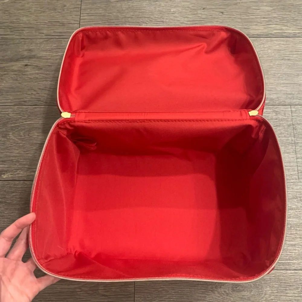 Estee Lauder stylish red