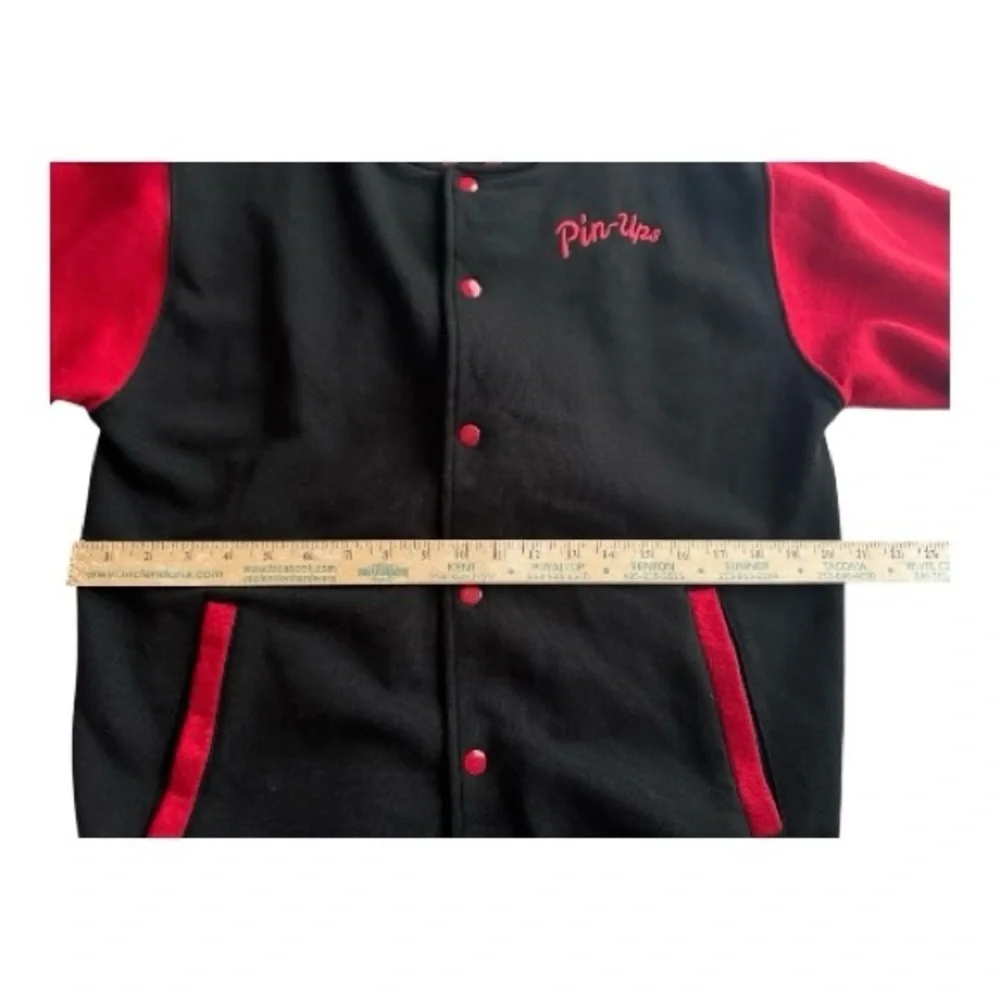 AWDis custom varsity