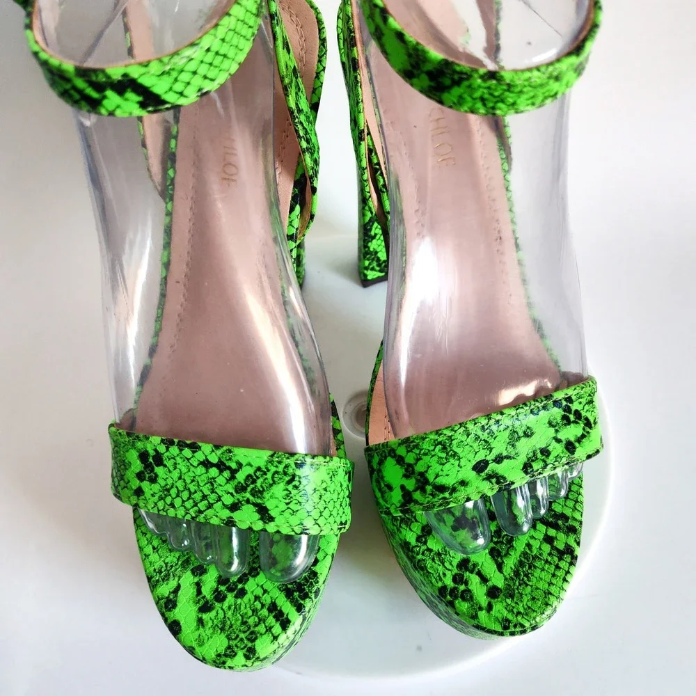 Chase + Chloe Platform Sandals 7.5 Neon Green‎ Snakeskin Ankle Strap Block Heel
