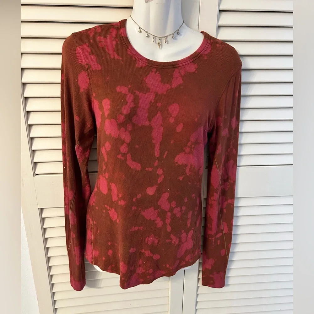 lululemon athletica Long Sleeve Tie-Dye Crew Top — Pink & Brown
