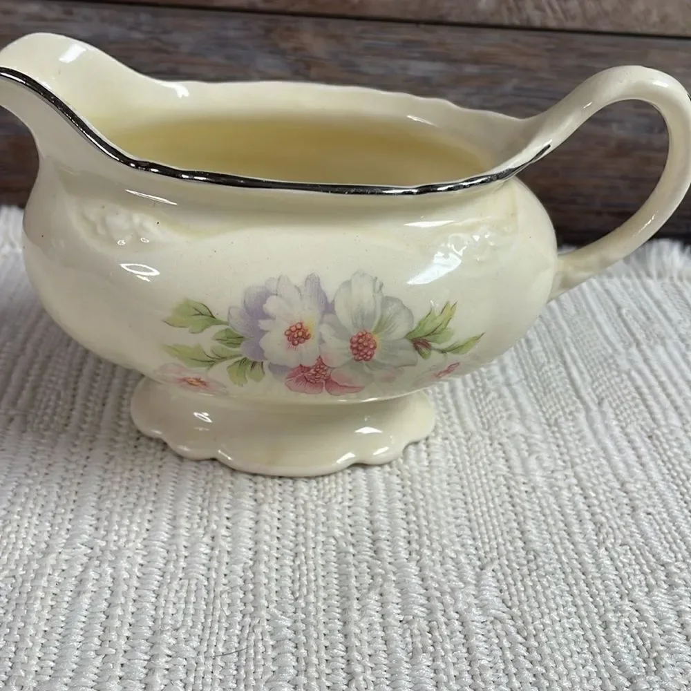 Homer Laughlin creamer china