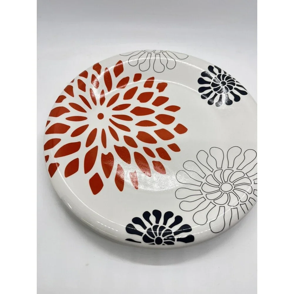Pier 1 Mod Mum 8' Dessert Salad Plate Red Flower Black White