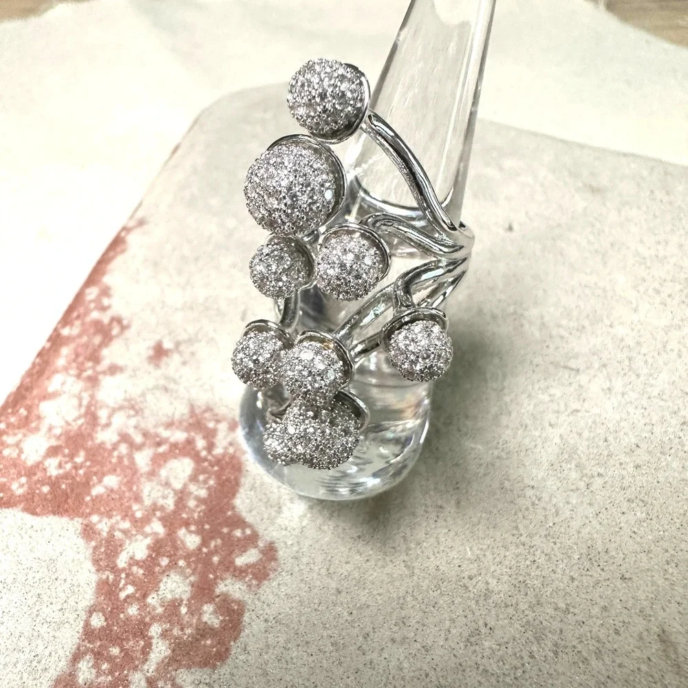 nOir Jewelry color silver