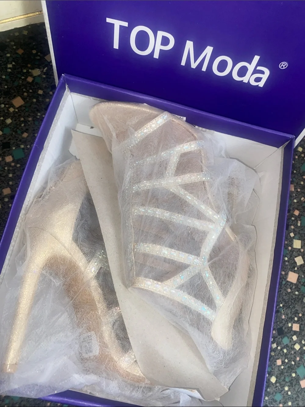 TOP Moda shiny gold