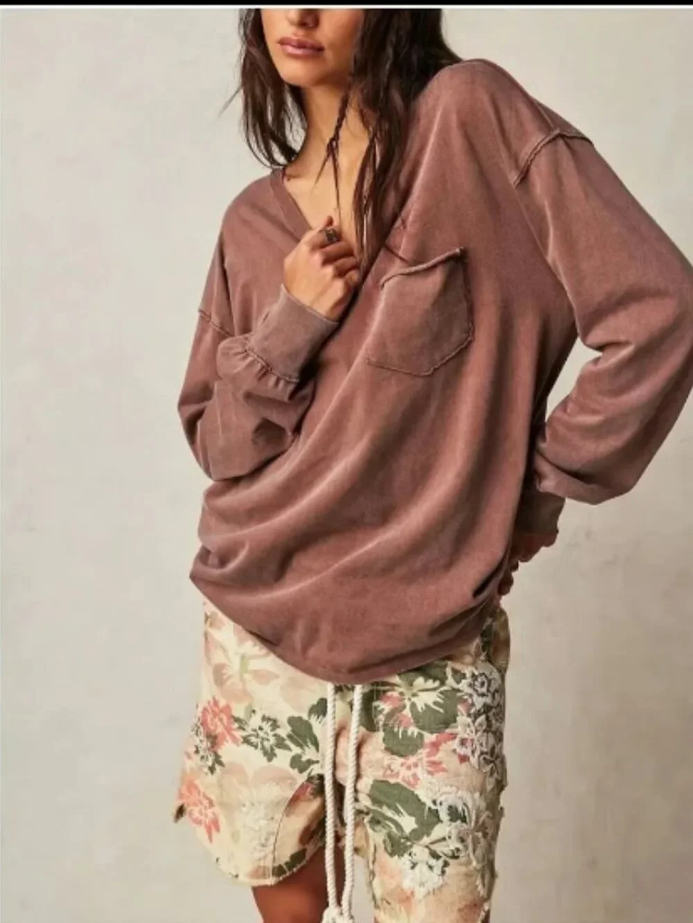 WE THE FREE PEOPLE FADE INTO YOU UMBER EARTH LONG SLEEVE OVERSIZED POCKET TEE XS