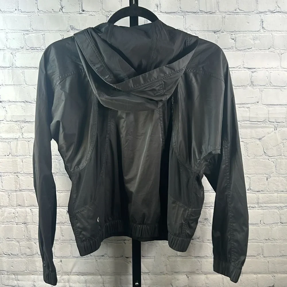 lululemon athletica lightweight breathable