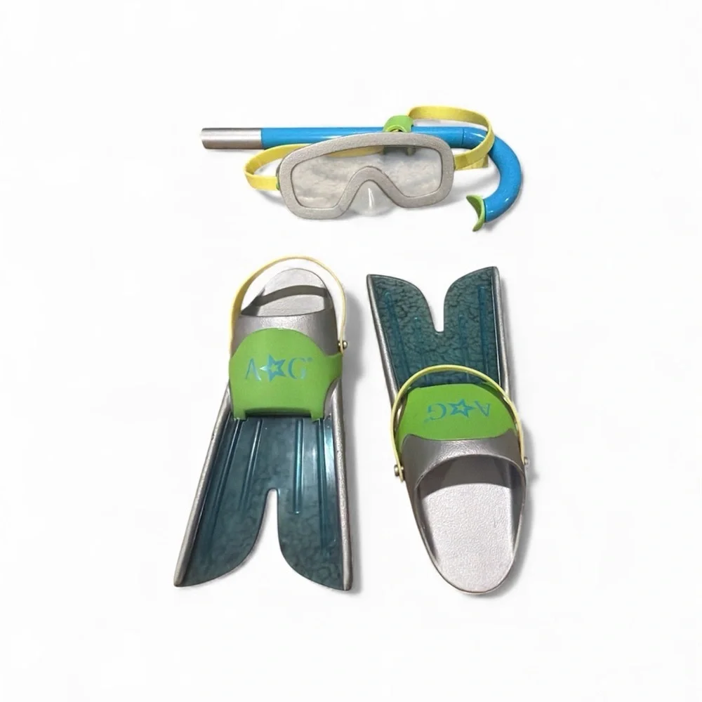 American Girl Sun and Swim Snorkle & Goggle Set with Flippers