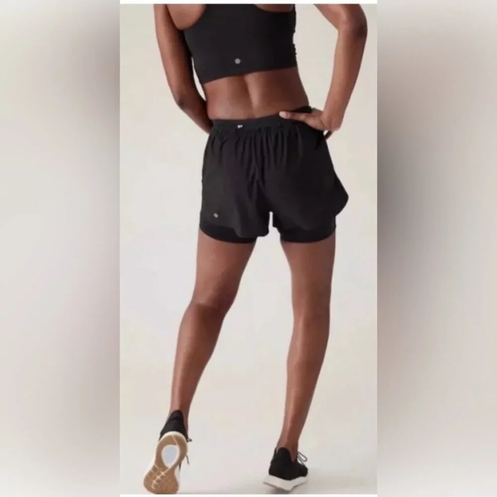 ATHLETA Mile Marker 2 in 1 Shorts Black Small