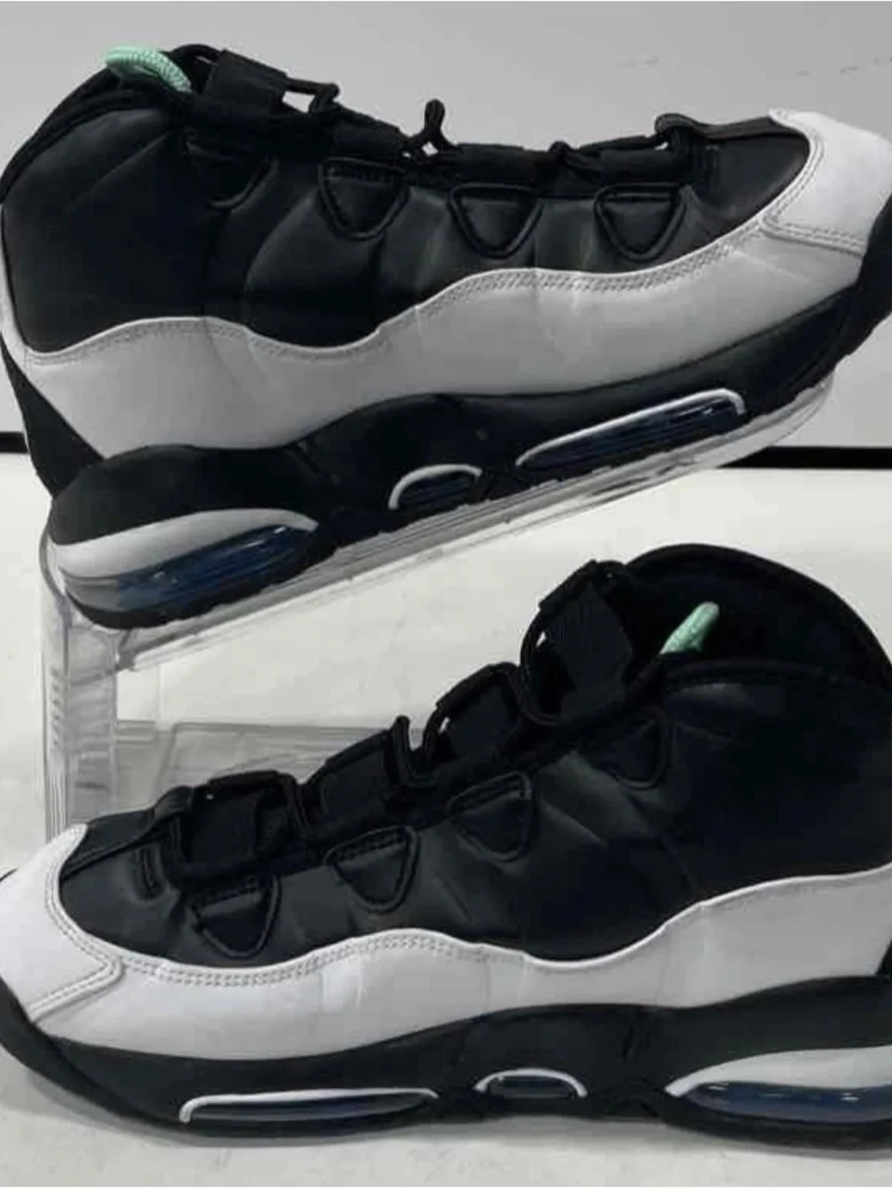 Nike classic black