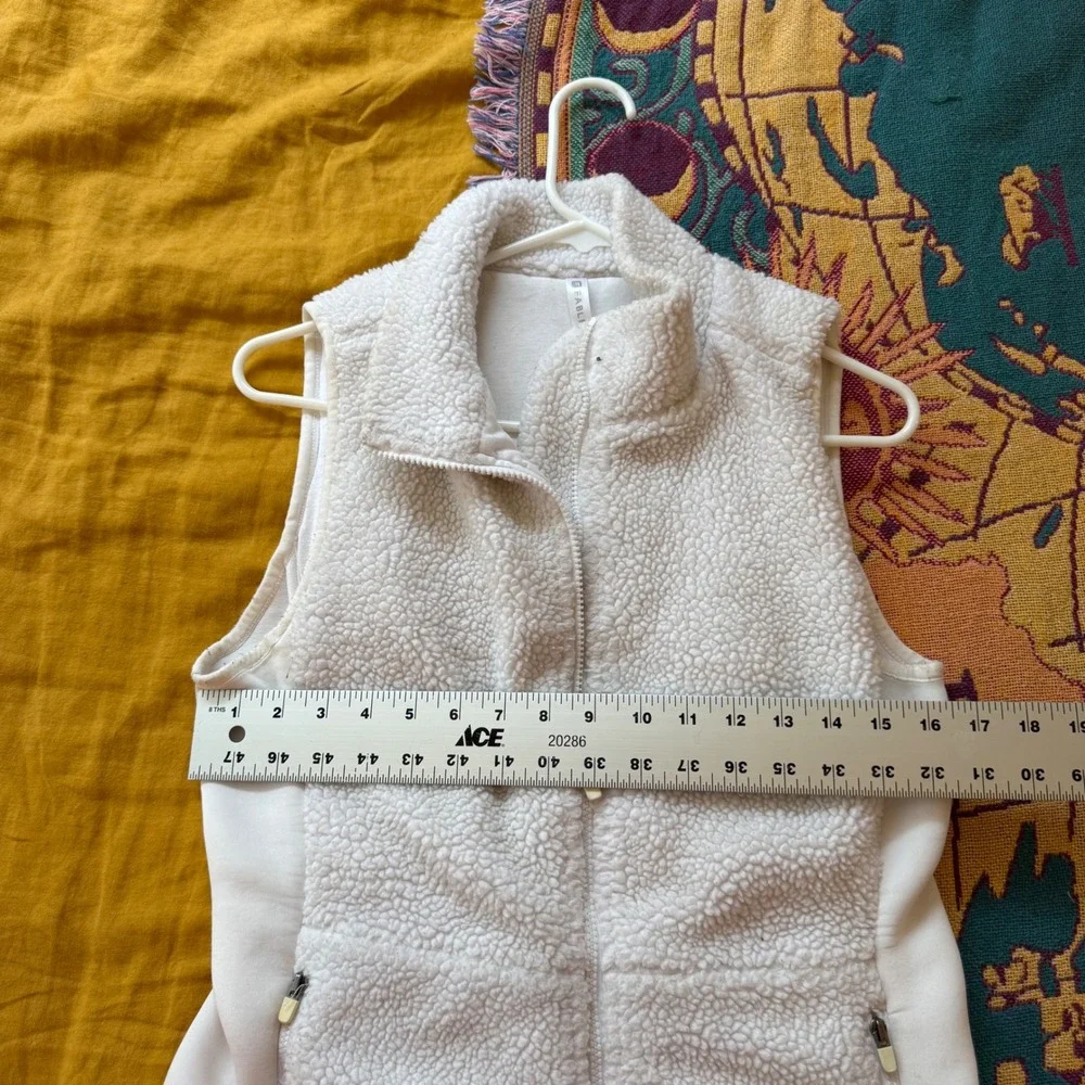 Fabletics sherpa fleece