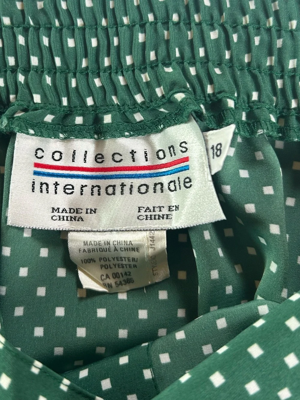 Collections Internationale charming retro