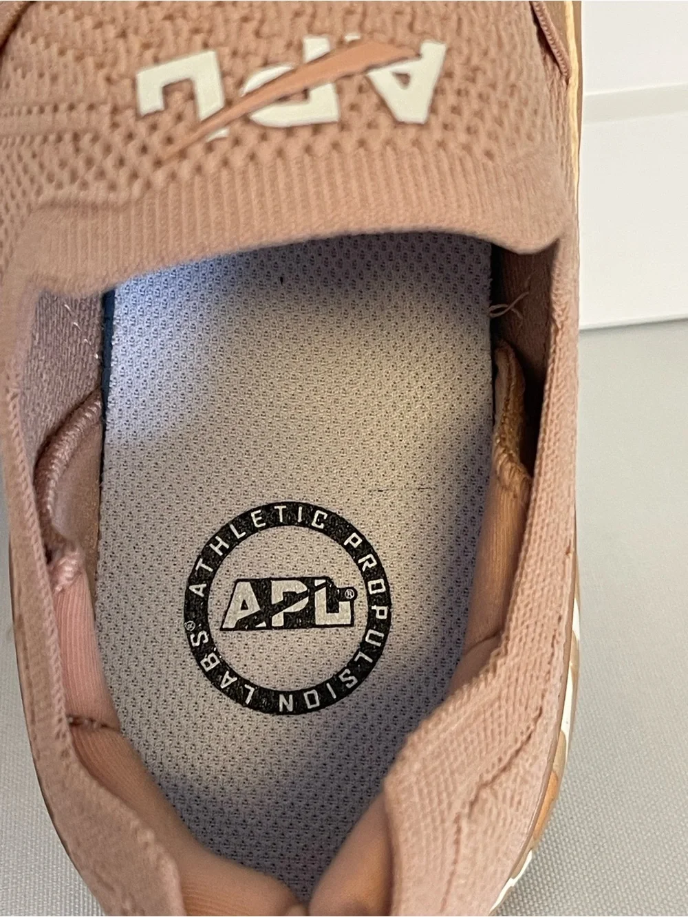 APL elastic comfortable fit