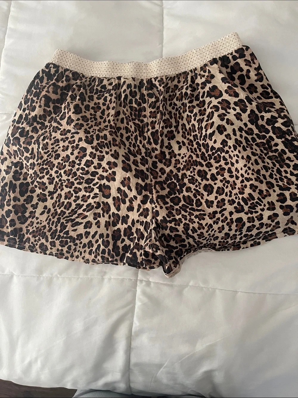 Sanctuary Beige and Gray Leopard-Print Lounge Shorts