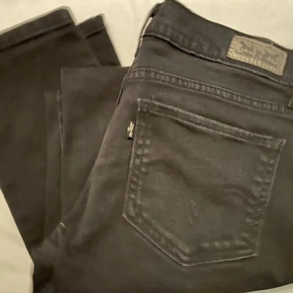 Levis tag has