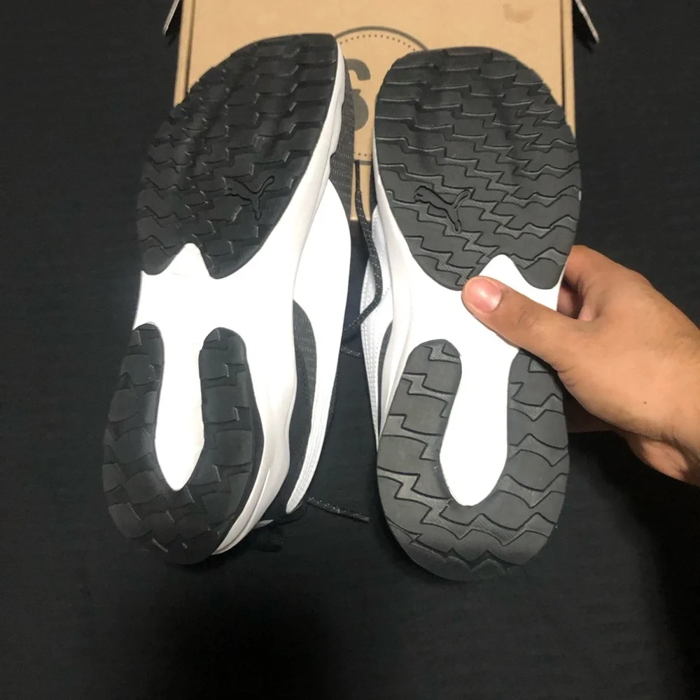 Puma Zip C Men's Sneaker Black White Athletic Running Shoes Size 9.5, 397087-01
