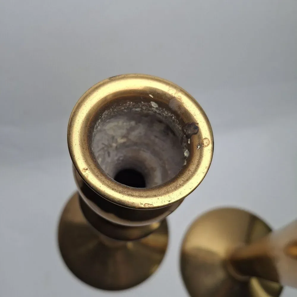 Unbranded brass candle