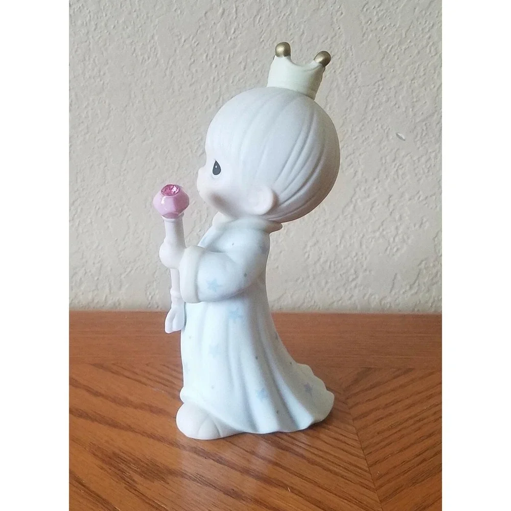 Enesco Precious Moments Figurine - A Prince Of A Guy (1995)