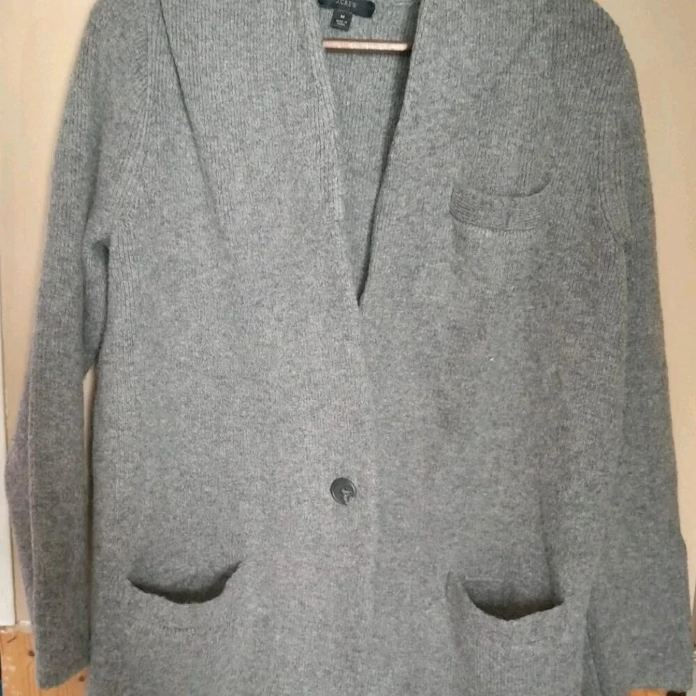 J. Crew Factory fast day closure