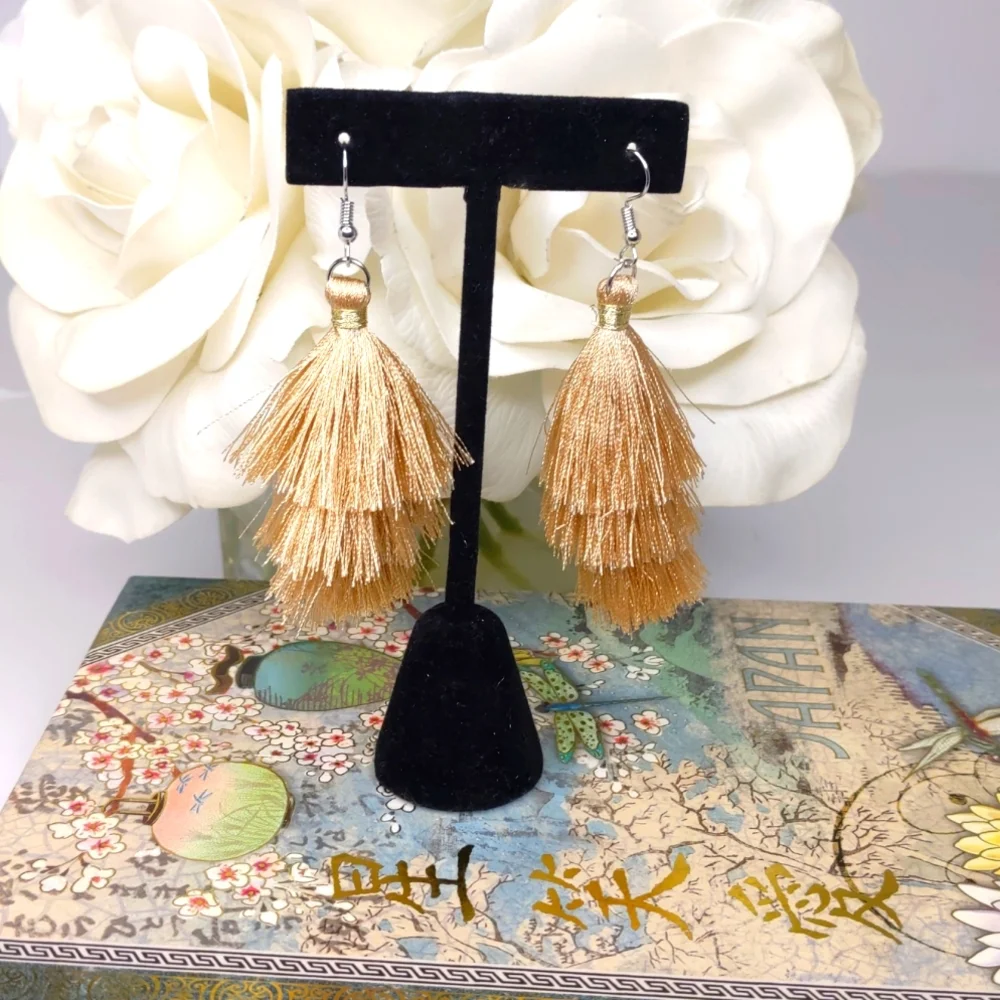 N/A women handmade