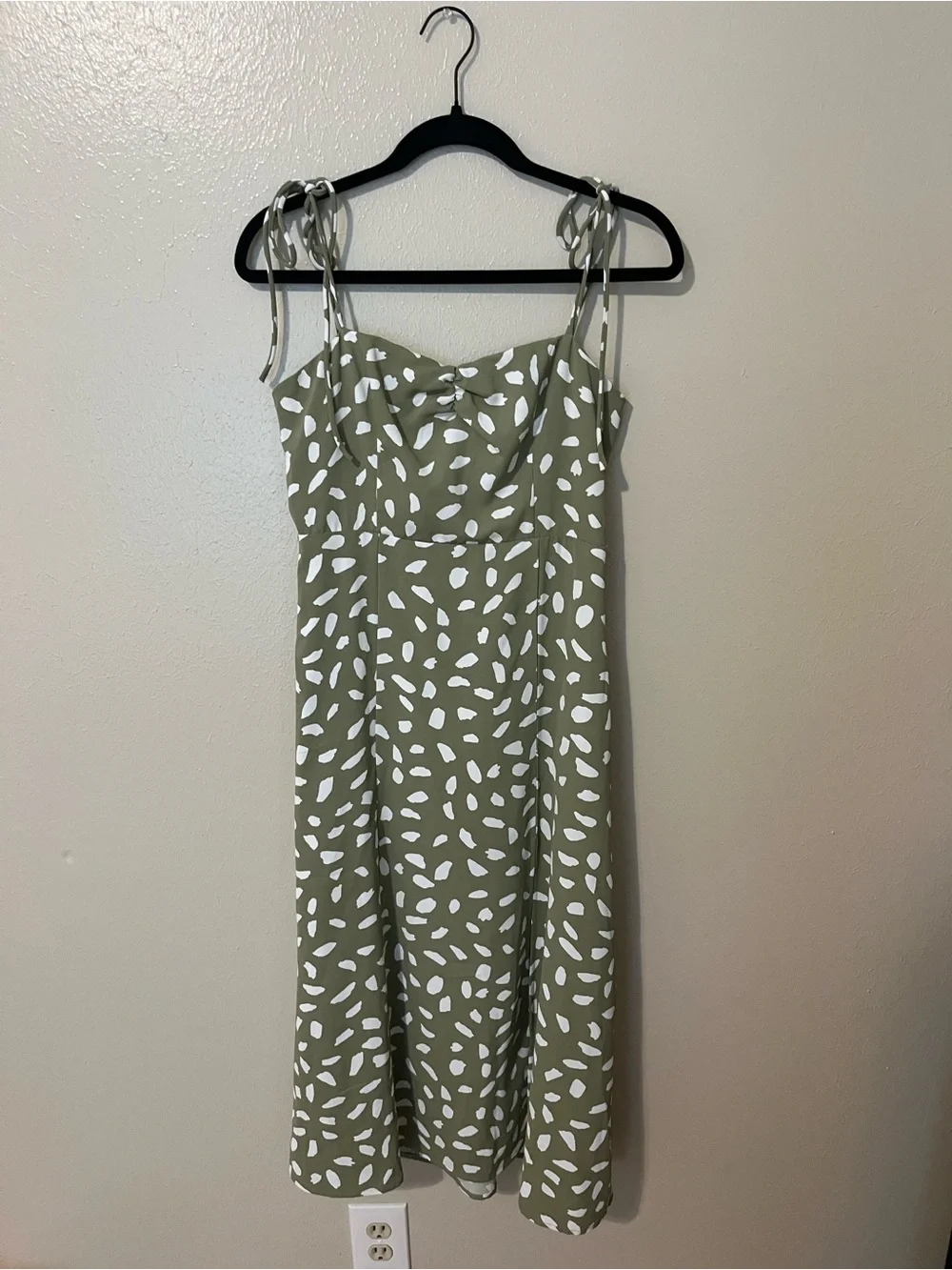 Lulu's Olive Green & White Printed Tie-Shoulder Midi Dress