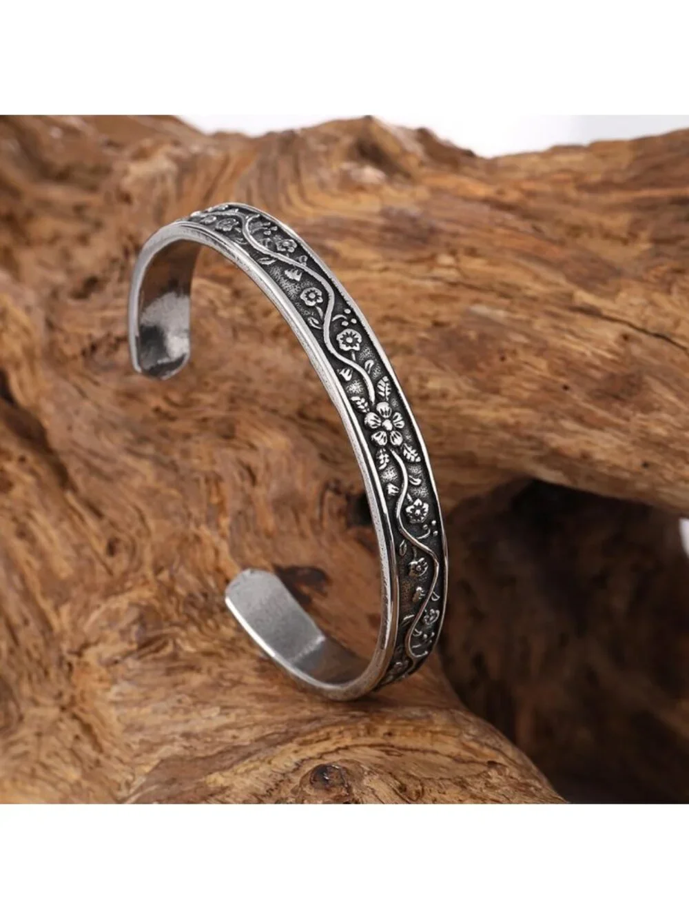 Vintage Floral Cuff Bracelet - Stainless Steel Flower Bangle for Women, Boho