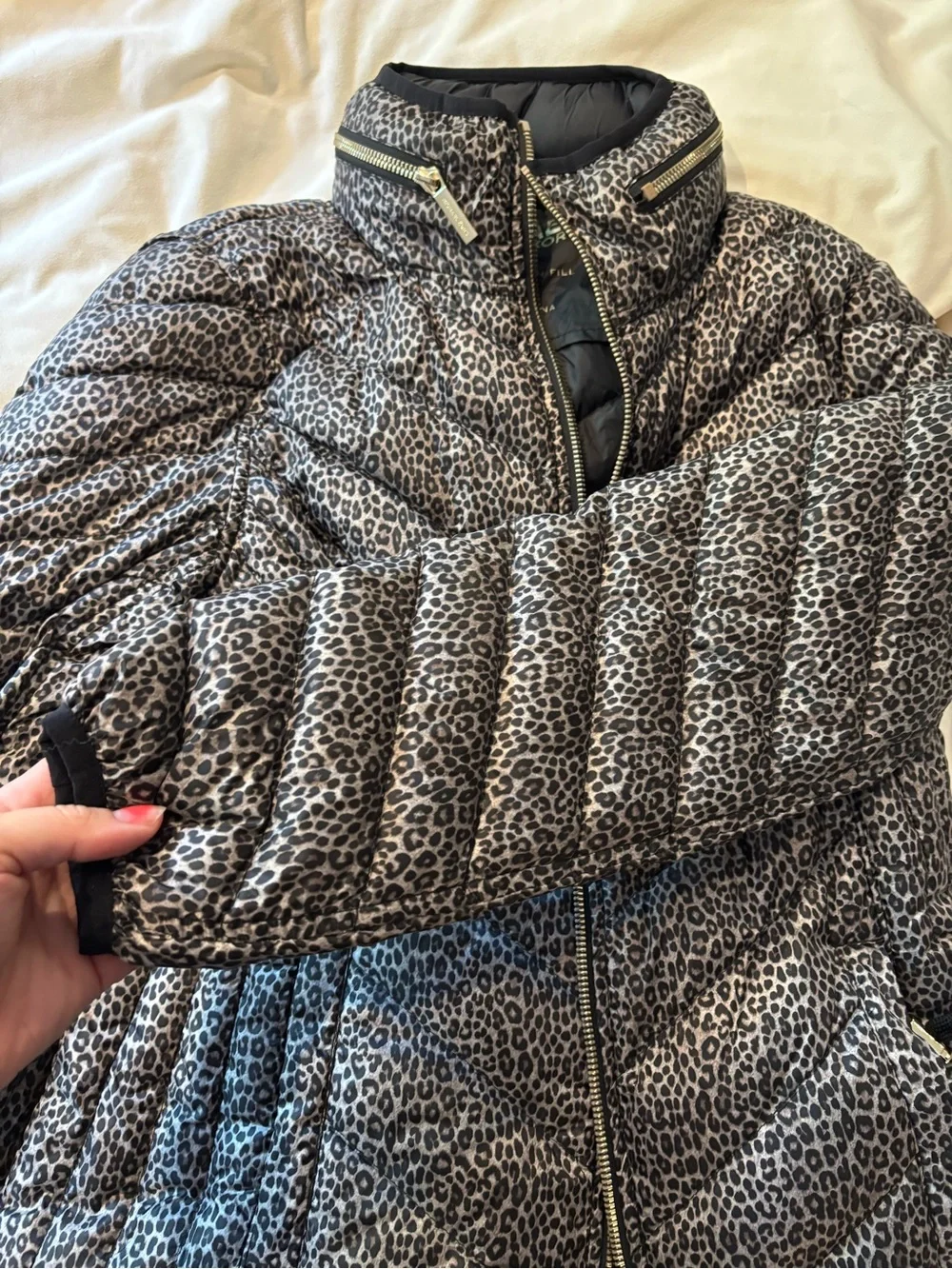 Michael Kors ✨lightweight quilted