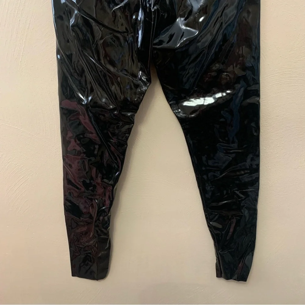 Commando faux patent