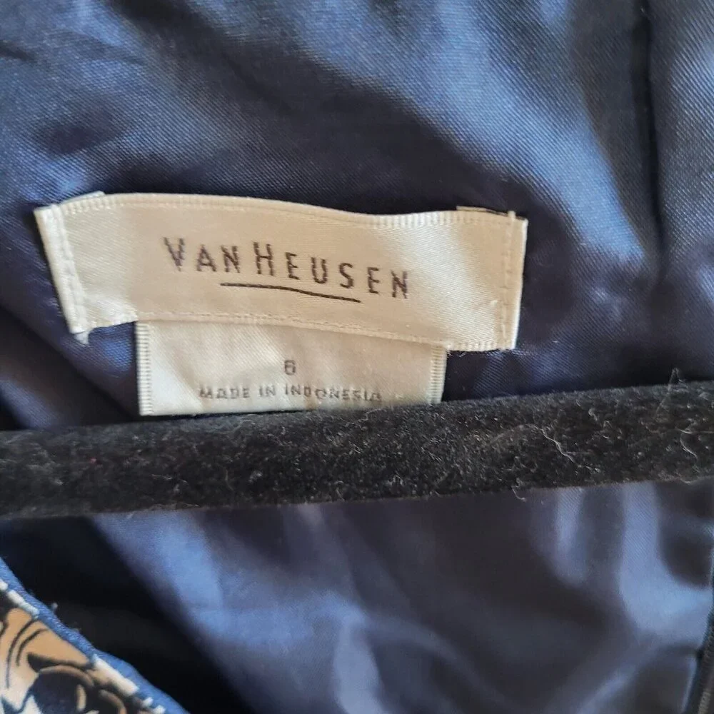 Van Heusen cottagecore dress