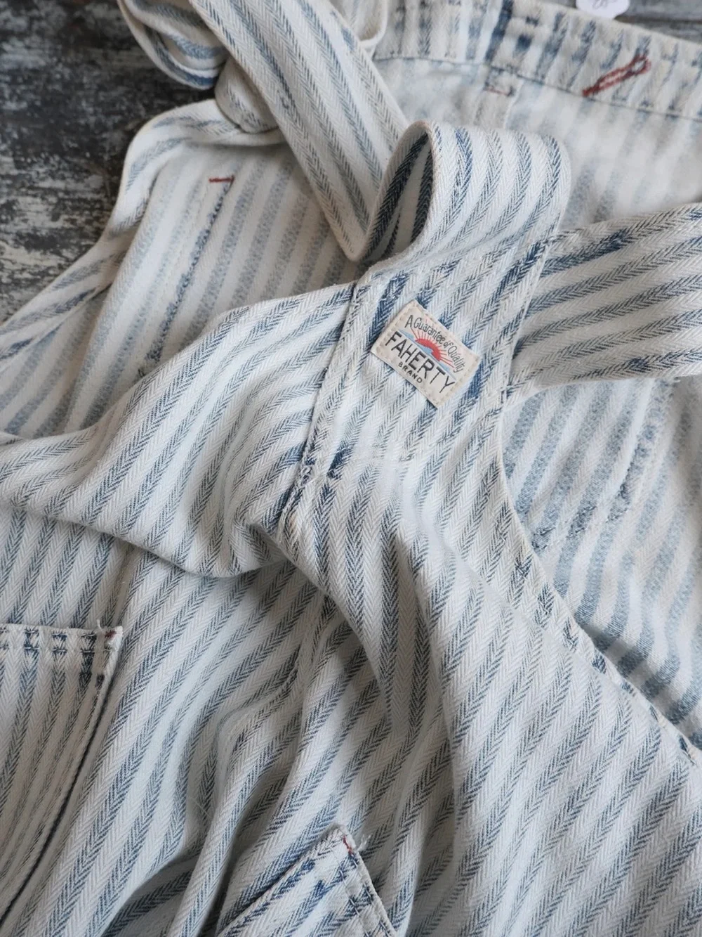 Faherty topsail stripe