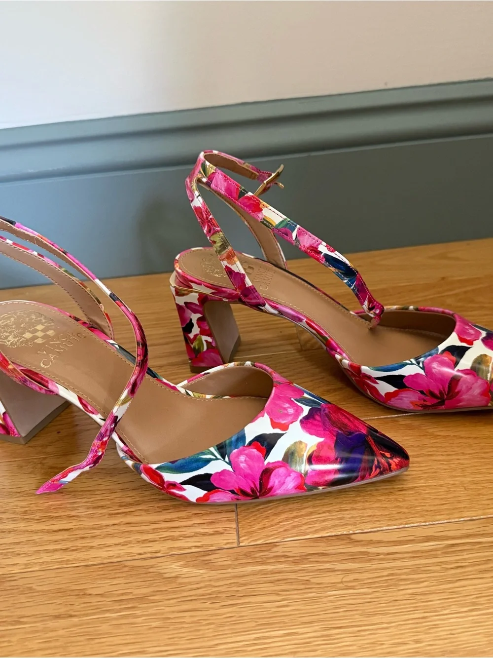 Vince Camuto Hesema Pump