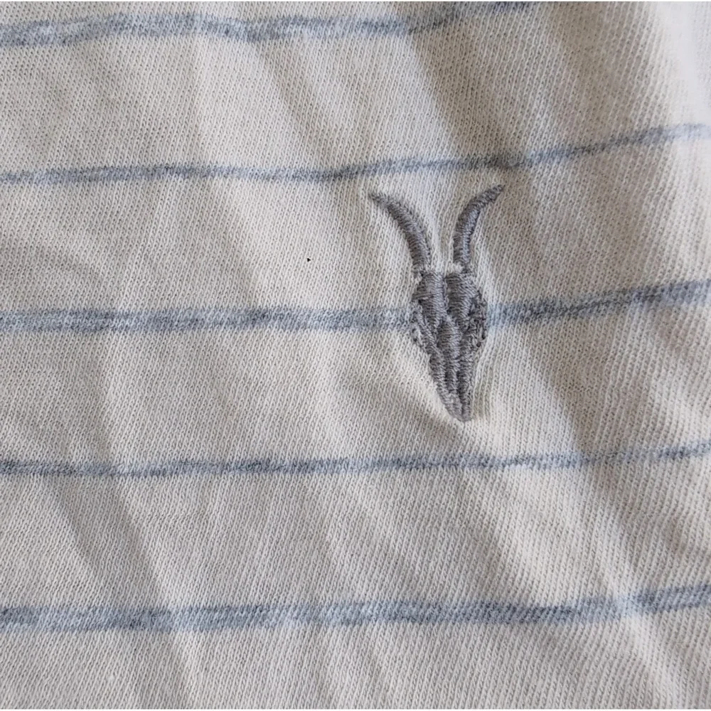 AllSaints August Tonic Crew Shirt Mens M Striped Ramskull Logo Grey Distressed