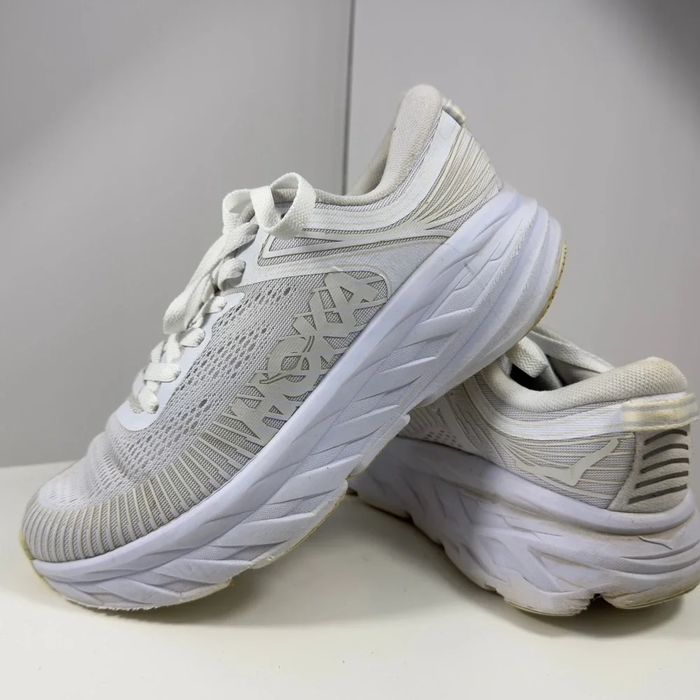 Hoka One Bondi 7 Women Size 8 White/ Grey Running Shoes 1110519 Cushion Comfort
