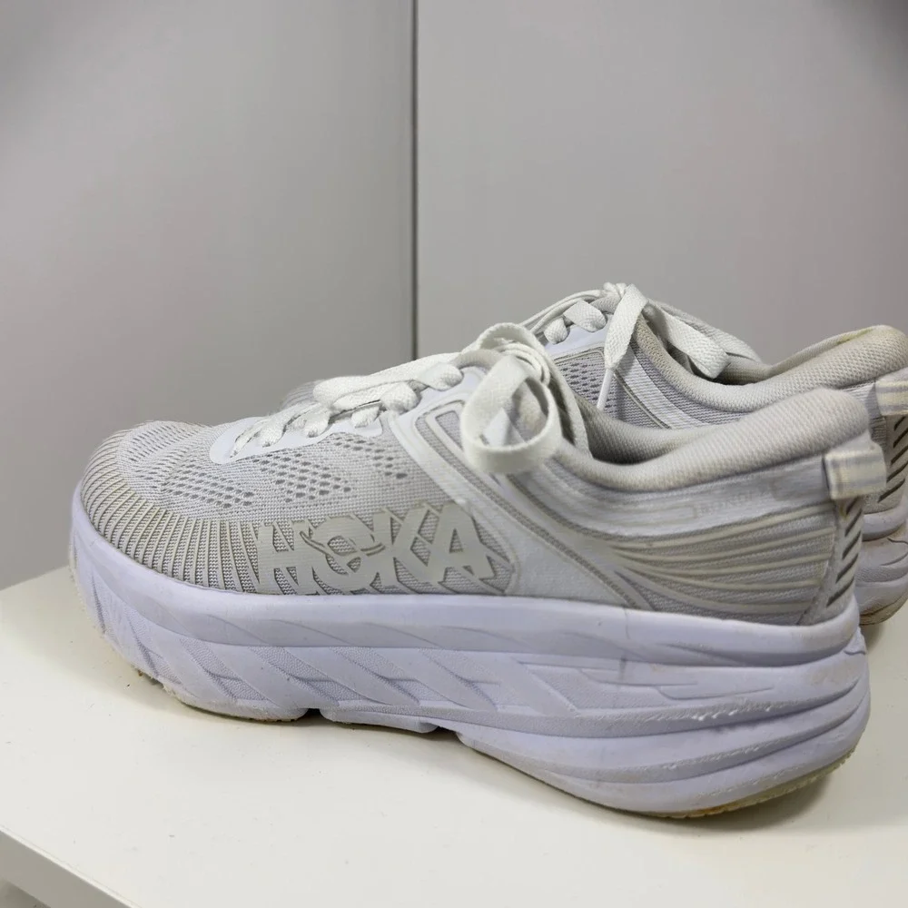 Hoka One One hoka one