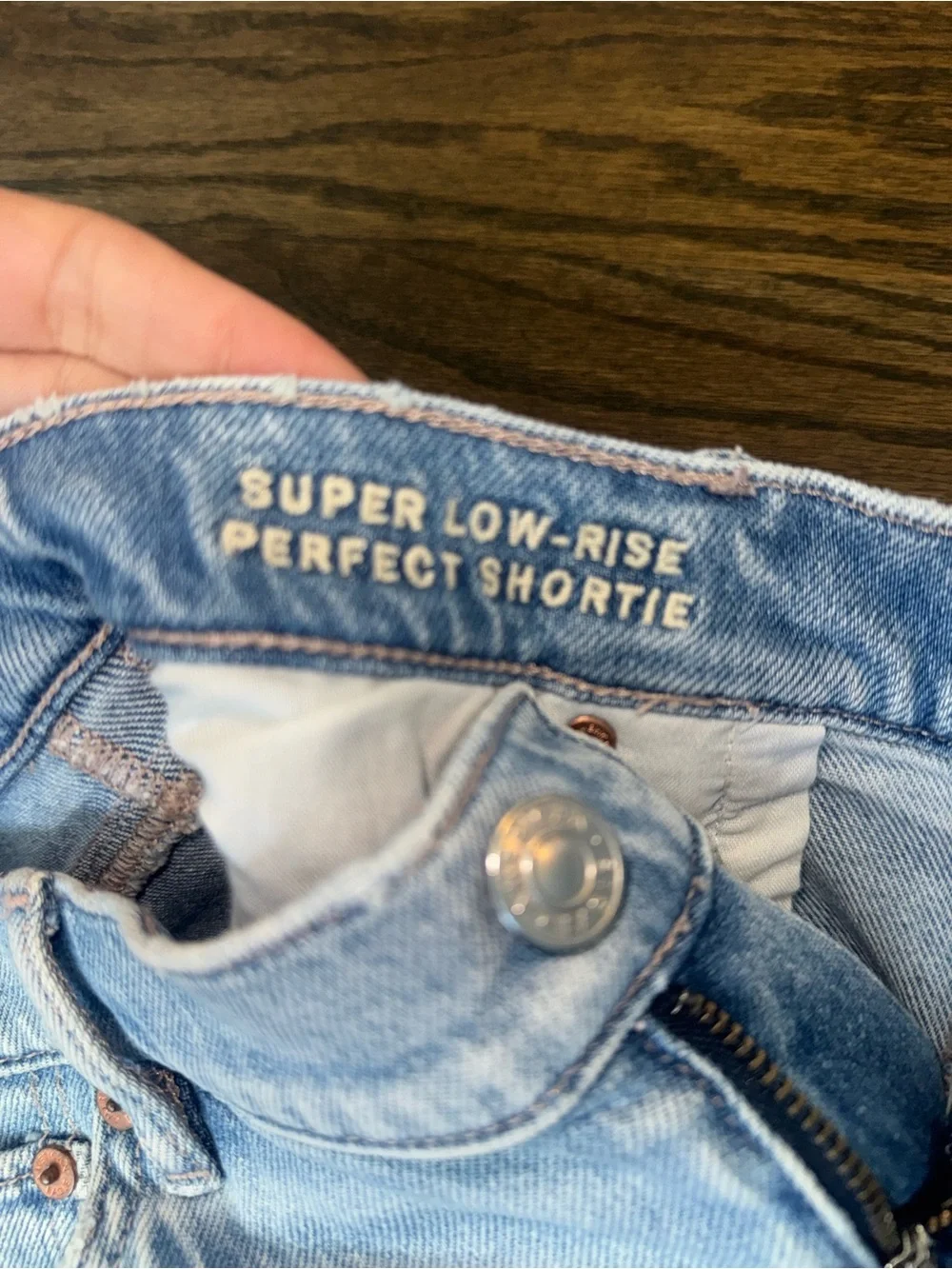 American Eagle Outfitters shorts staple easy