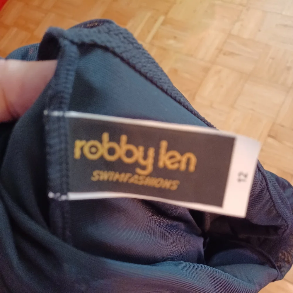 Robby Len worn once