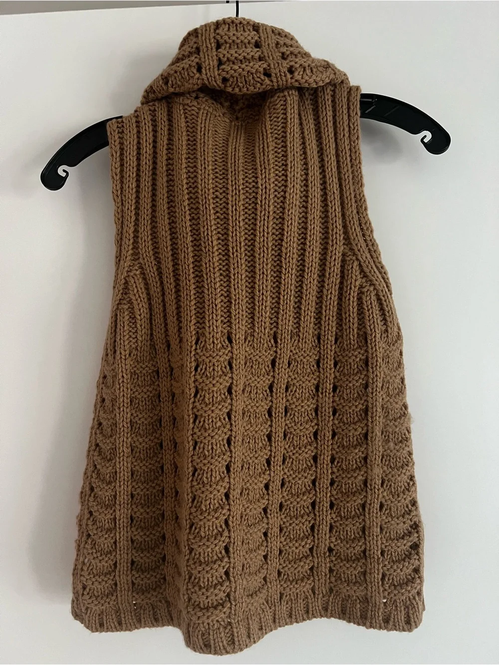 Anthea sleeveless cowl