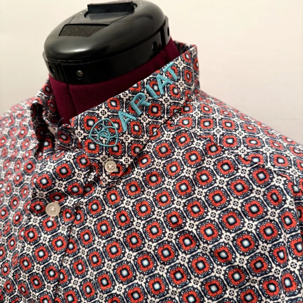 Ariat Shirt Button Down Geometric Medallion Embroidered Red Blue Mens XL