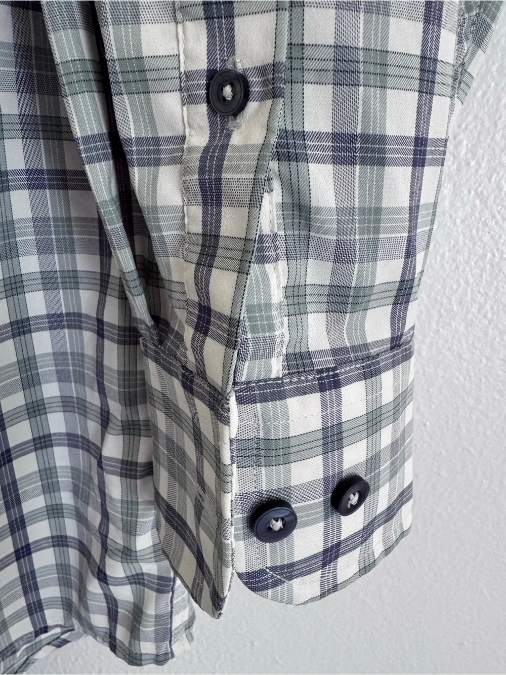 UNTUCKit men’s long