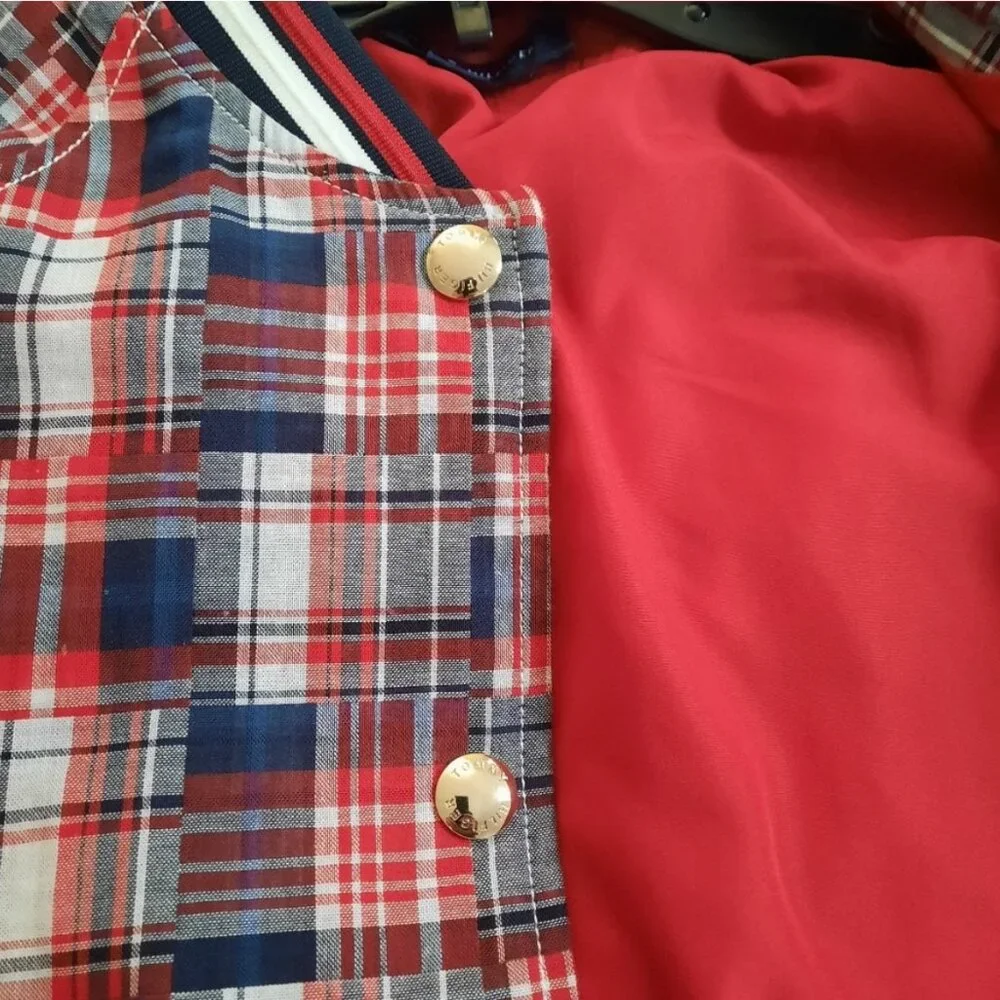 Tommy Hilfiger red white