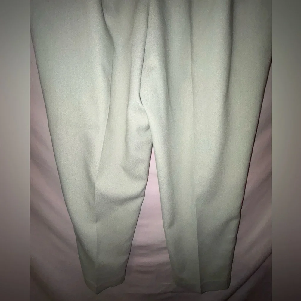 Alfred Dunner comfortable light