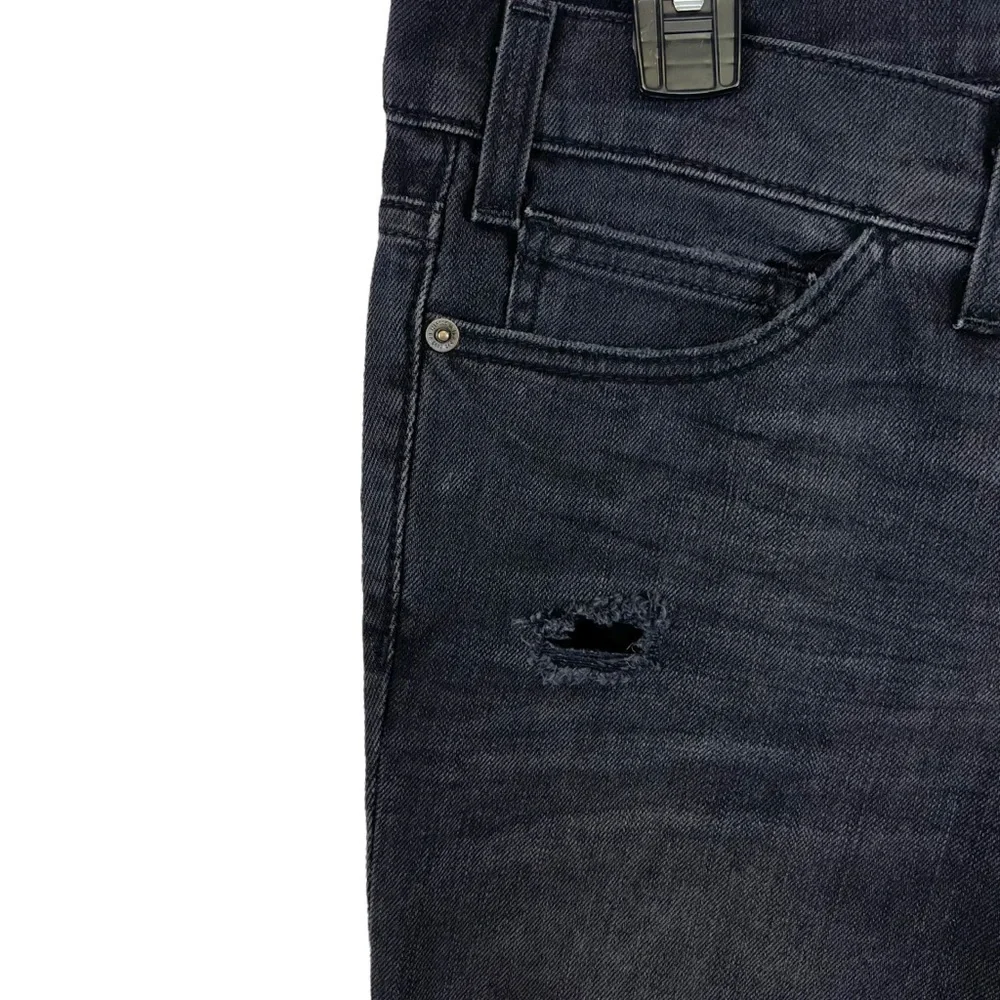 Current/Elliott more distressed