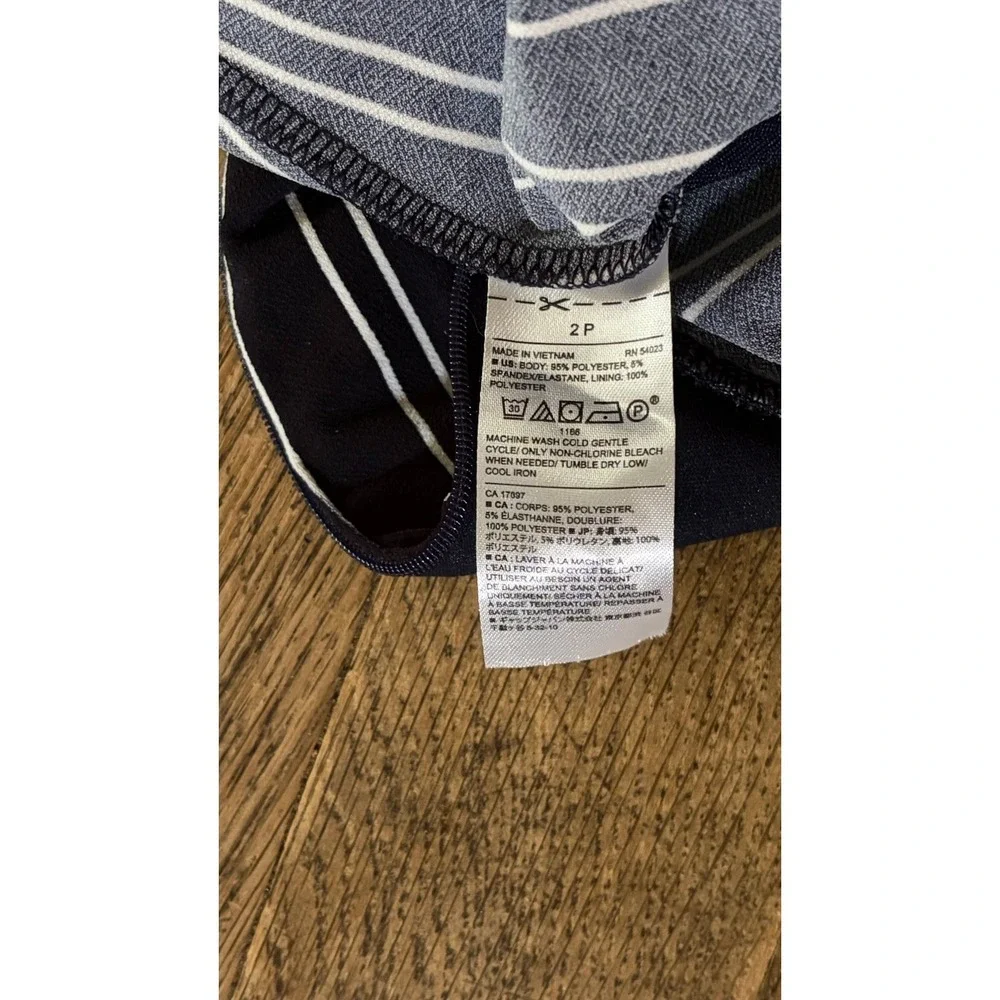 Banana Republic product banana