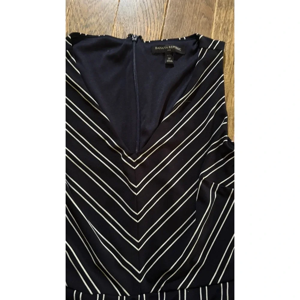 Banana Republic product banana