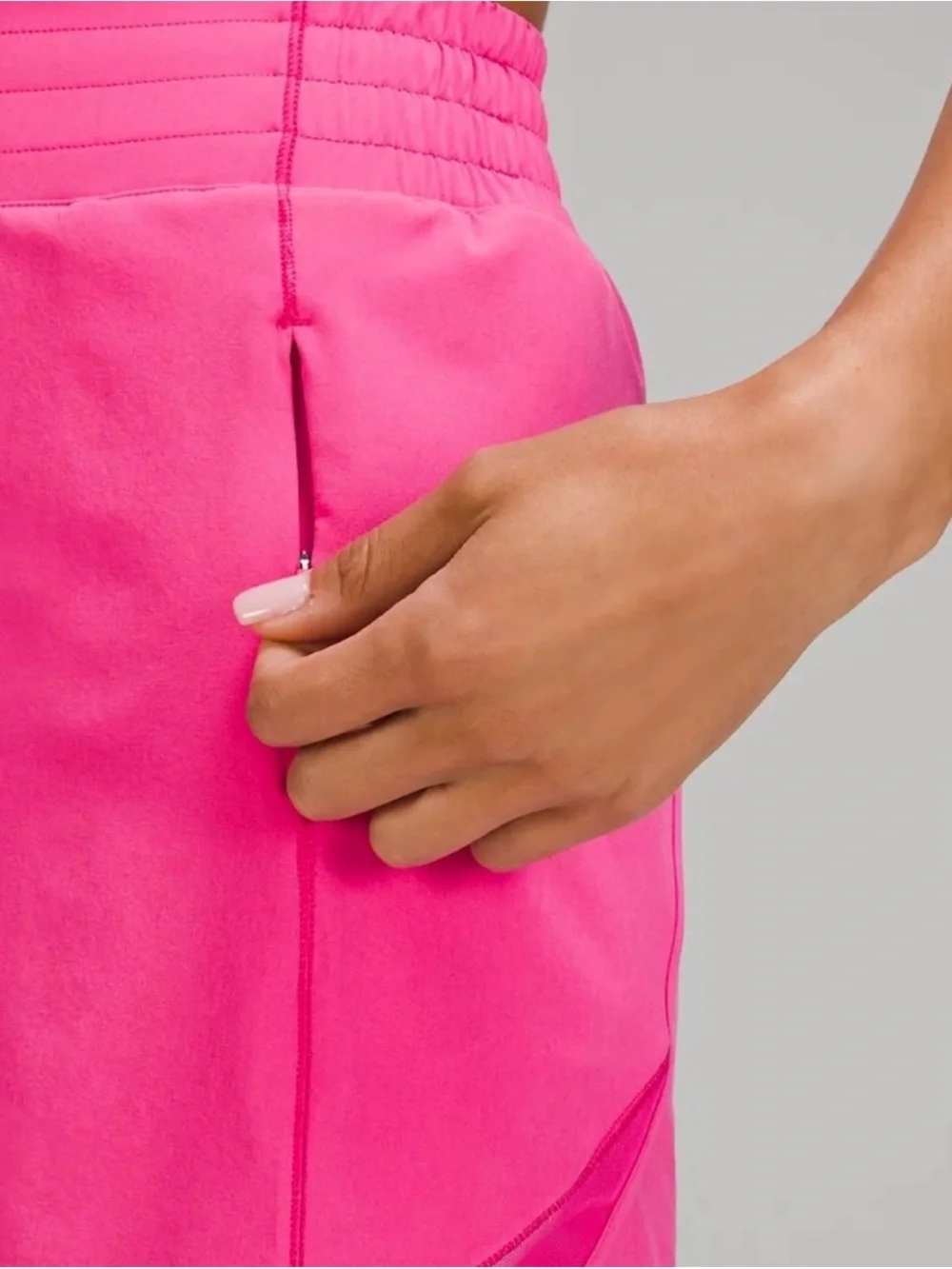 Lululemon Hotty Hot High-Rise Skirt Size 2 Hot Pink Built-In Shorts