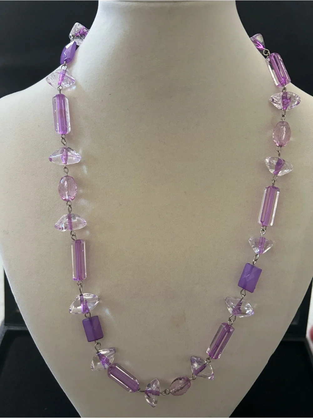 Vintage Purple & Clear Lightweight Acrylic Bead Necklace